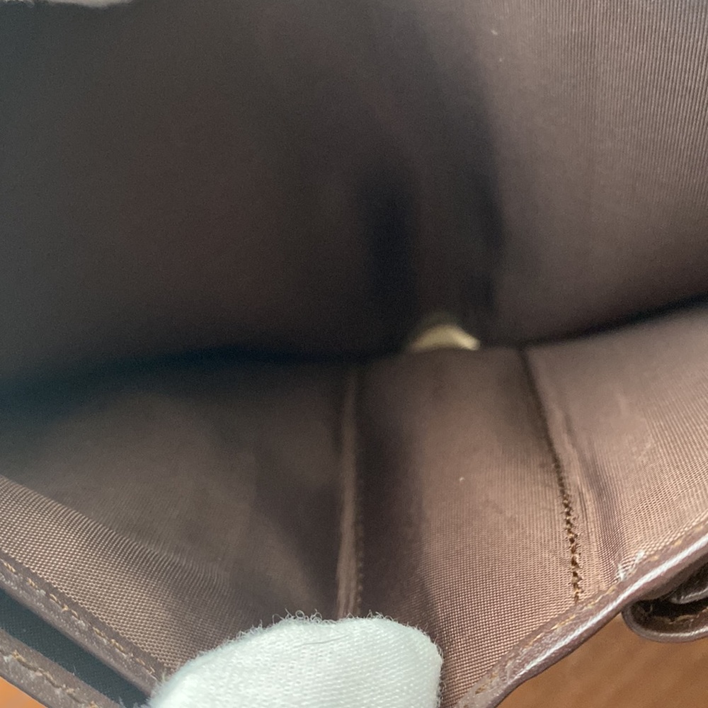 Nina Ricci Wallet (CLST) - Picture 8 of 11